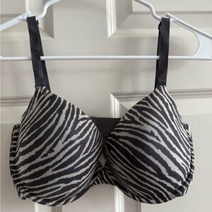 Victoria's Secret Black and White Zebra Print Bra 36DD